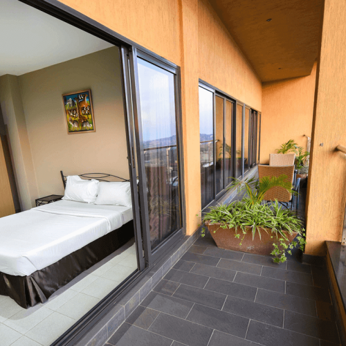 boulevard-suites-2bedroomm-apartment-side-view
